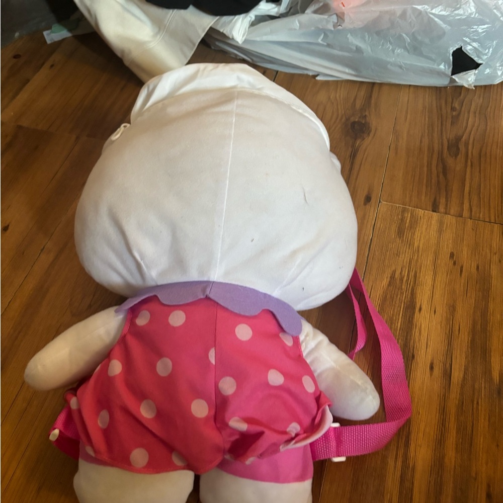 Hello Kitty backpack - Picture 3 of 3